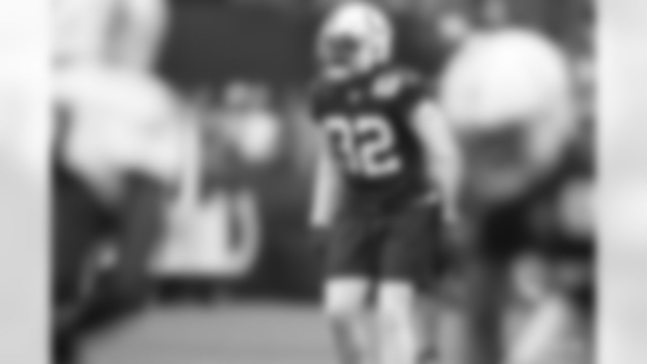 32 S Julian Blackmon