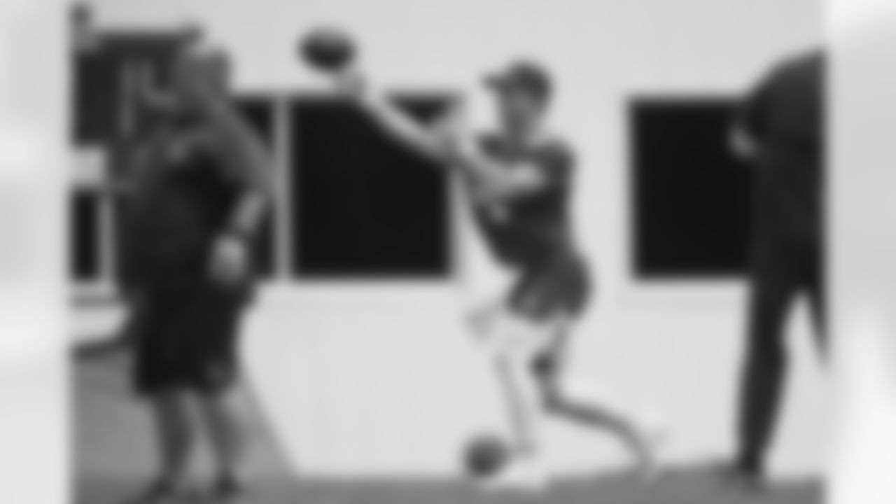 4 QB Sam Ehlinger