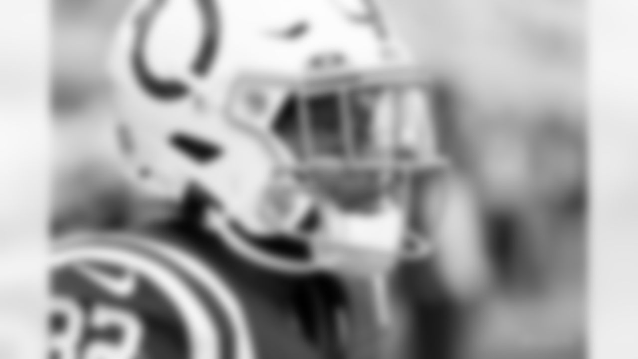 32 S Julian Blackmon