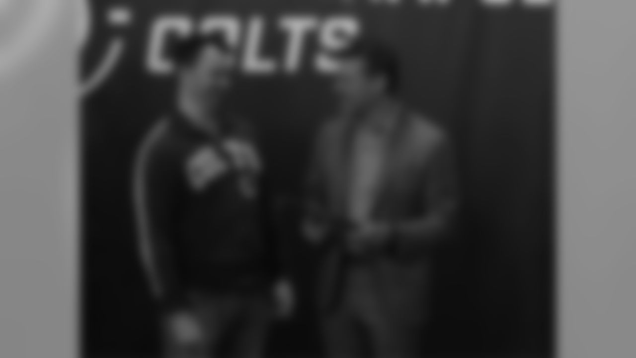 tempDSC_4100--nfl_mezz_1280_1024.jpg