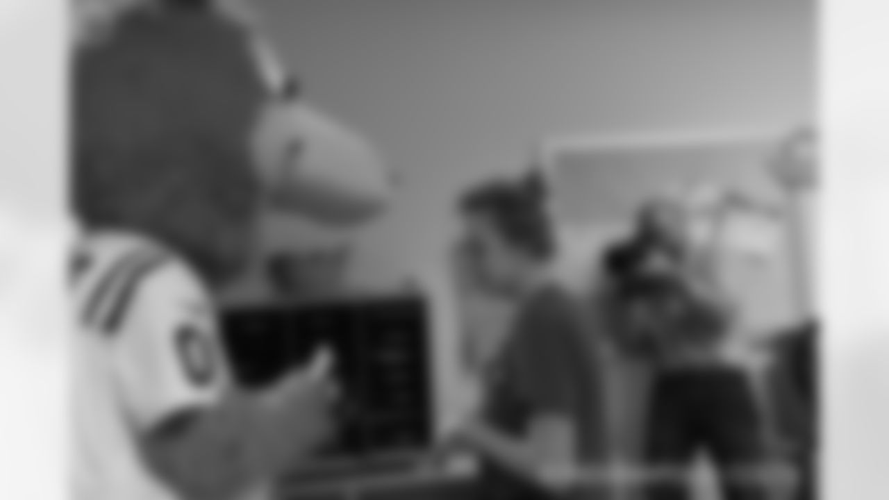 2018_1019_NursePizzaEvent_0183