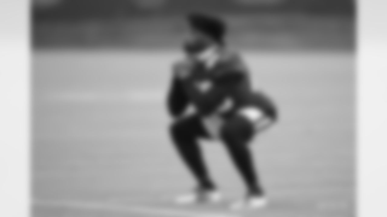 23 CB Kenny Moore II