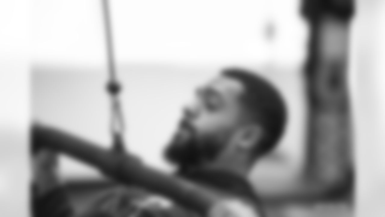 47 CB Anthony Chesley