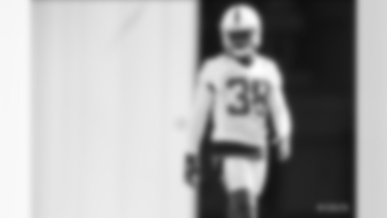 38 CB T.J. Carrie
