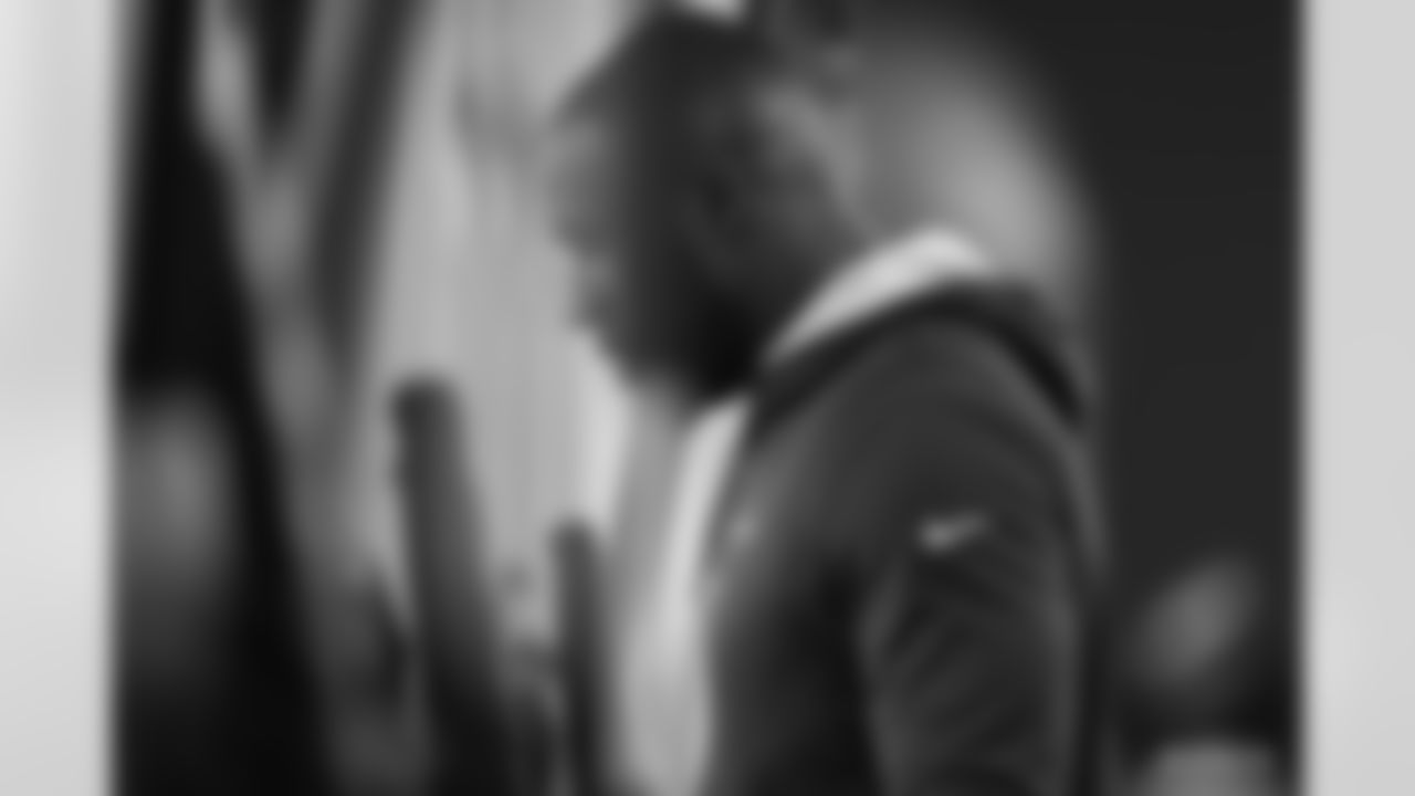 91 DE Yannick Ngakoue