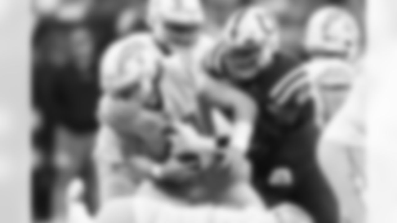 99 DT DeForest Buckner