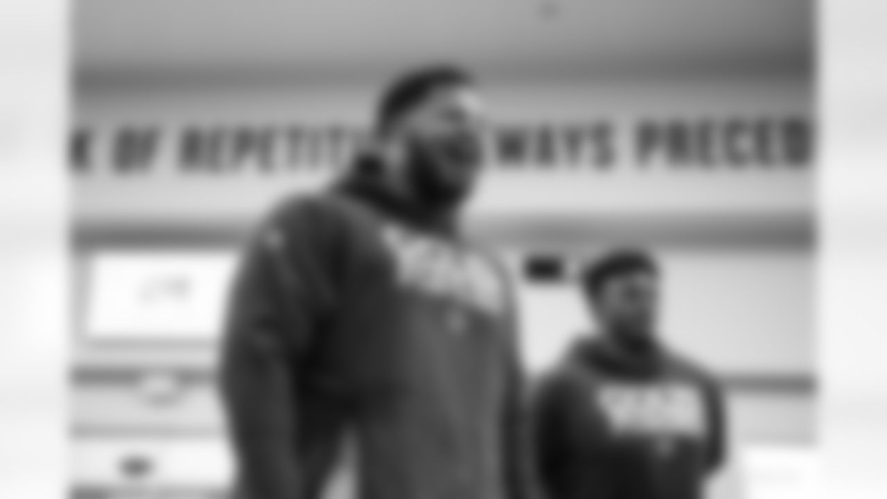 90 DT Grover Stewart