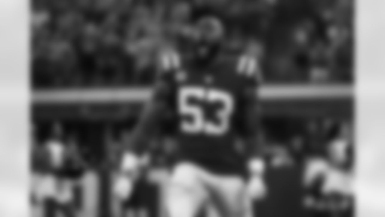 53 LB Darius Leonard