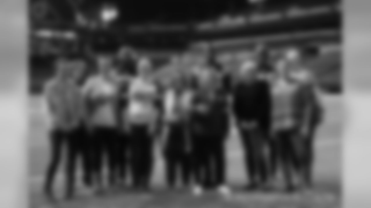 2018_1015_pamperherpink_0391