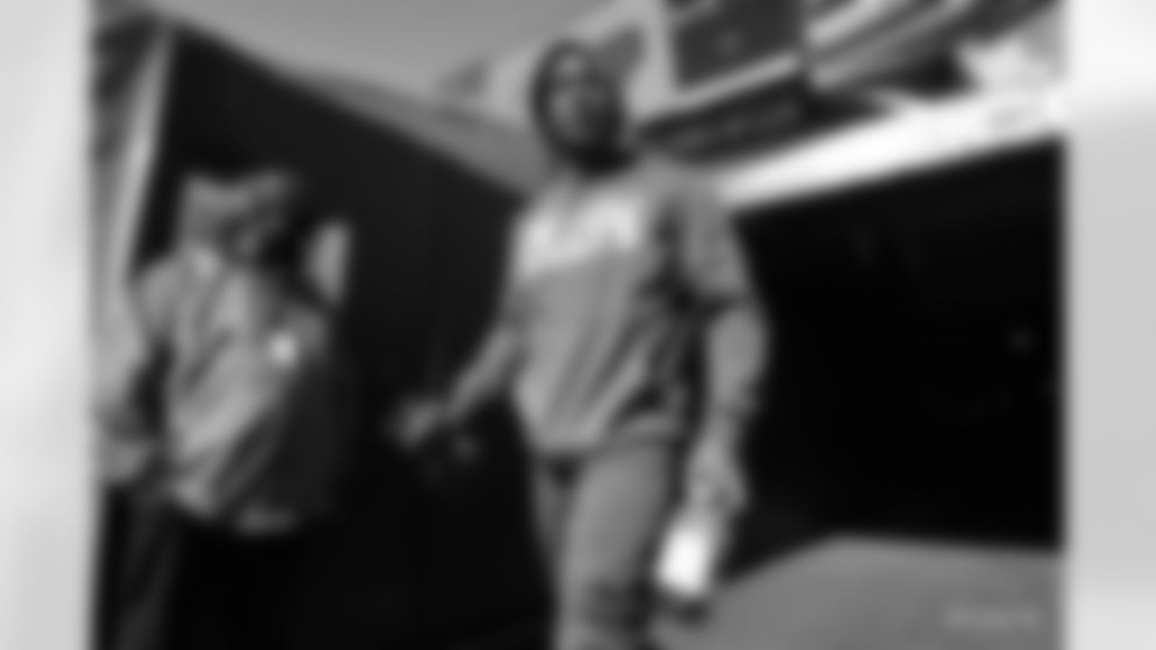 27 CB Xavier Rhodes