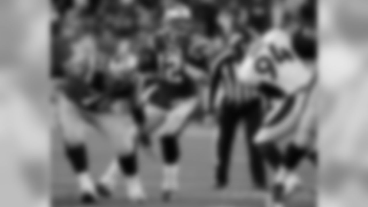 The future Hall of Famer is playing at a Canton-level during the Patriots five-game winning streak. With the skill faces pretty much changing every year for Brady, he is still proving to be one of the game's best signal callers. Getting to Brady will be important for the Colts defense. In the Patriots two losses, Brady has been sacked seven times. In the Patriots seven wins, he's also been sacked seven times.