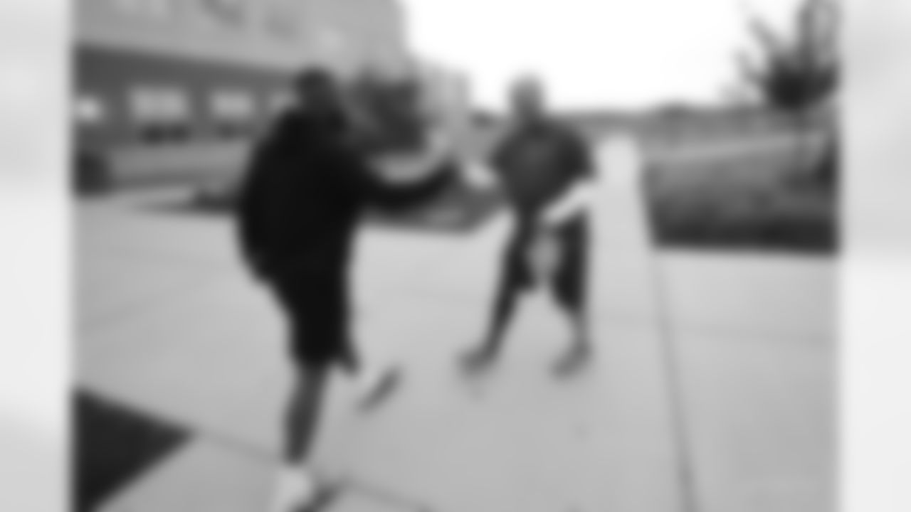 91 DE Yannick Ngakoue