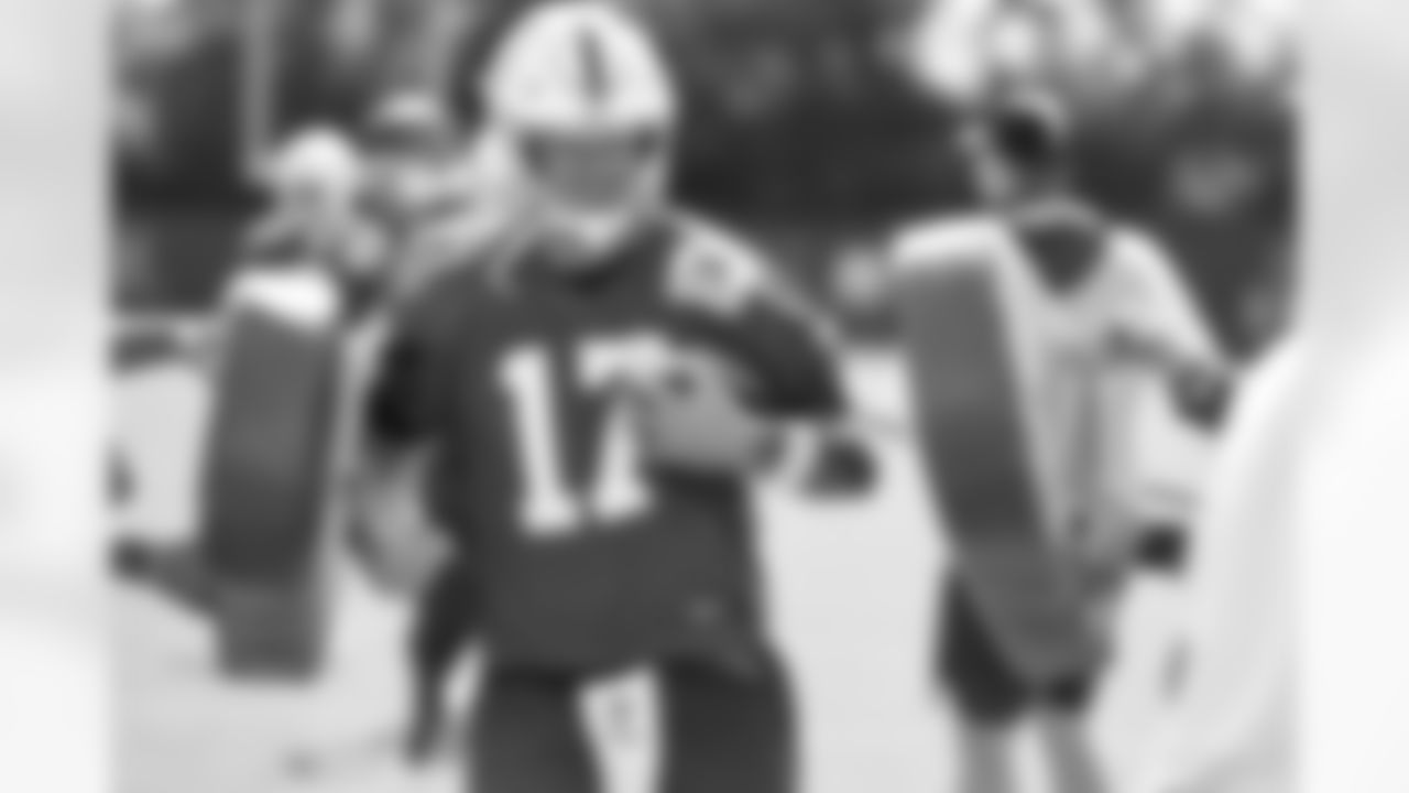 17 QB Philip Rivers
