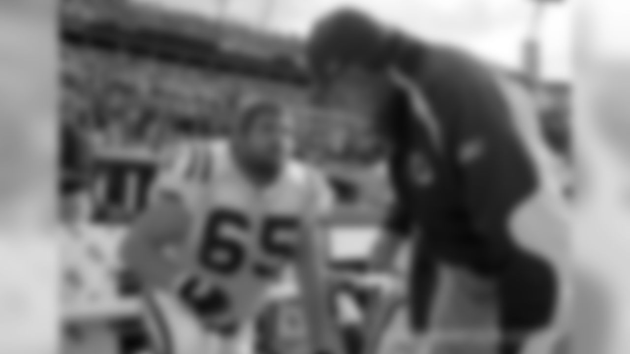 Howard Mudd has over 40 years of NFL experience as a coach and player and he re-joins Indianapolis after serving as the Colts offensive line coach for 12 seasons (1998-2009).