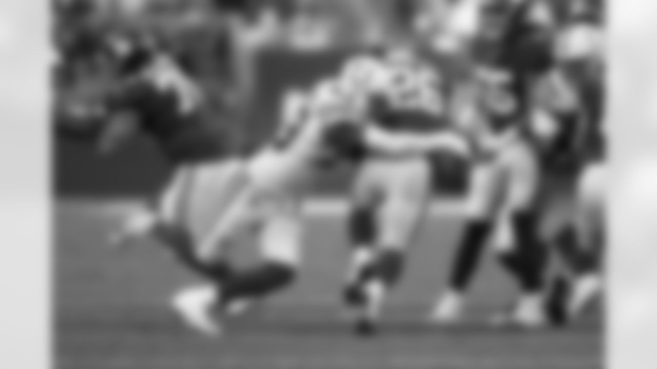 99 DT DeForest Buckner