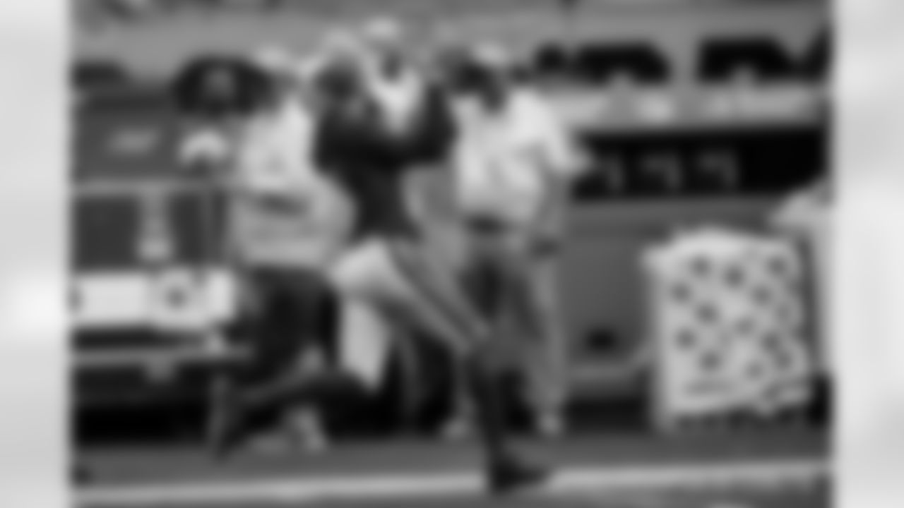 SUBJECTS] seen at [EVENT NAME] at [VENUE] on Thursday, Jan. 11, 2018 in Terre Haute, Ind. (Matt Bowen/AP Images for Macy's)