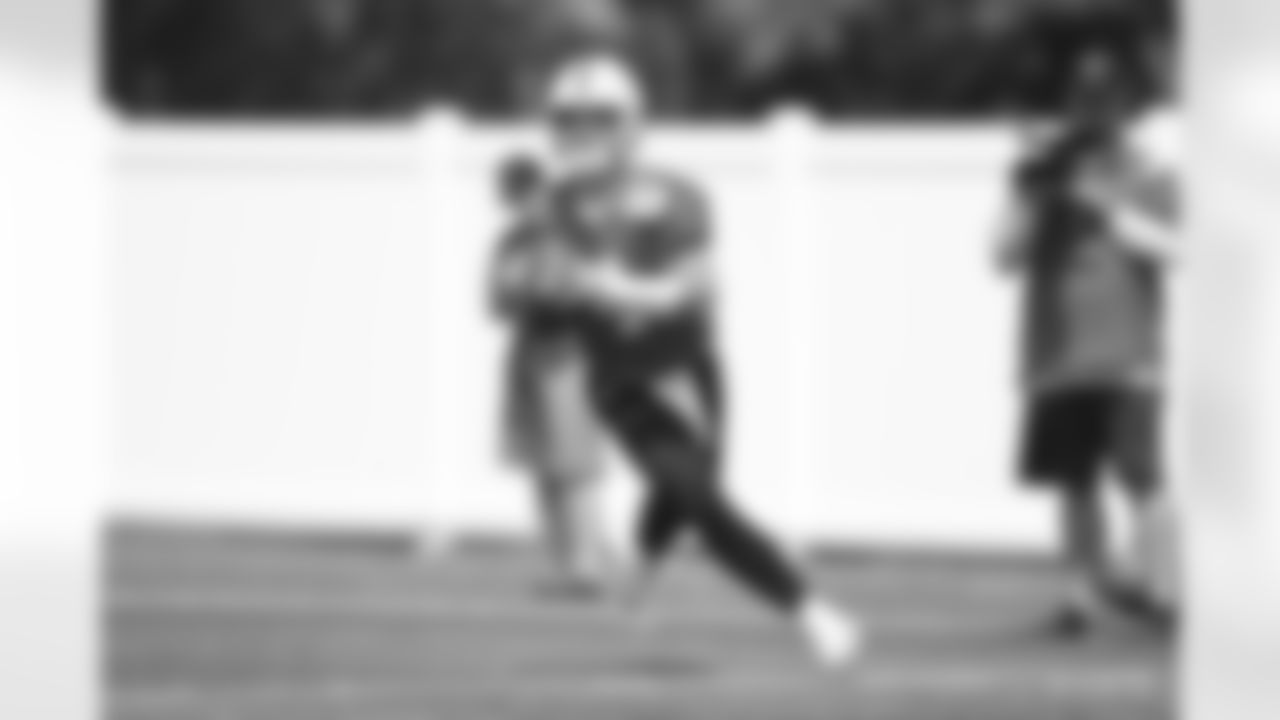 4 QB Sam Ehlinger