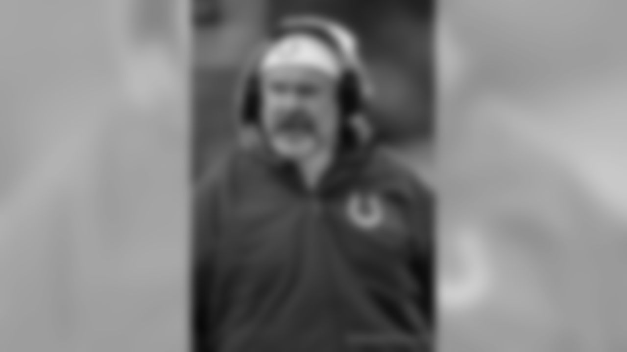 Howard Mudd has over 40 years of NFL experience as a coach and player and he re-joins Indianapolis after serving as the Colts offensive line coach for 12 seasons (1998-2009).