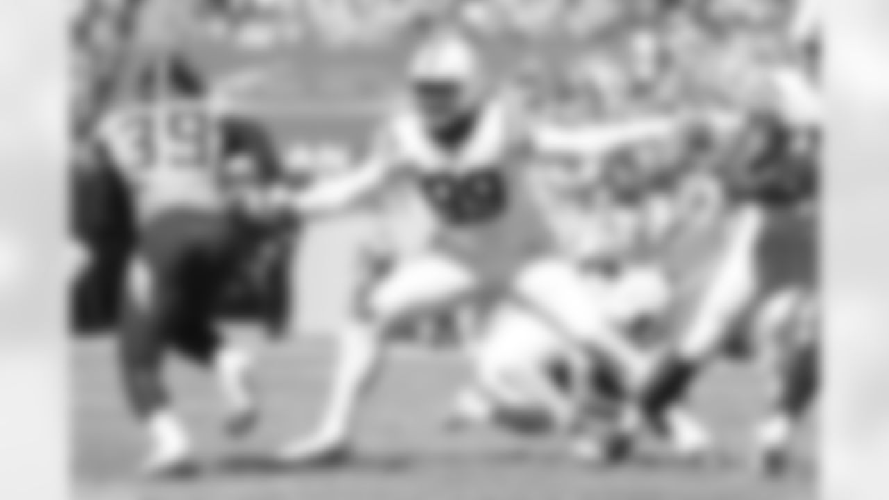 99 DT DeForest Buckner