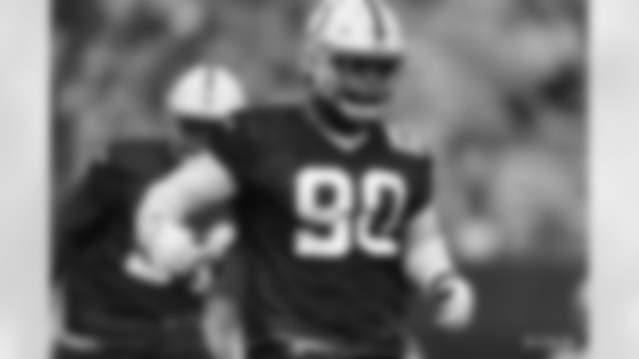 90 DT Grover Stewart