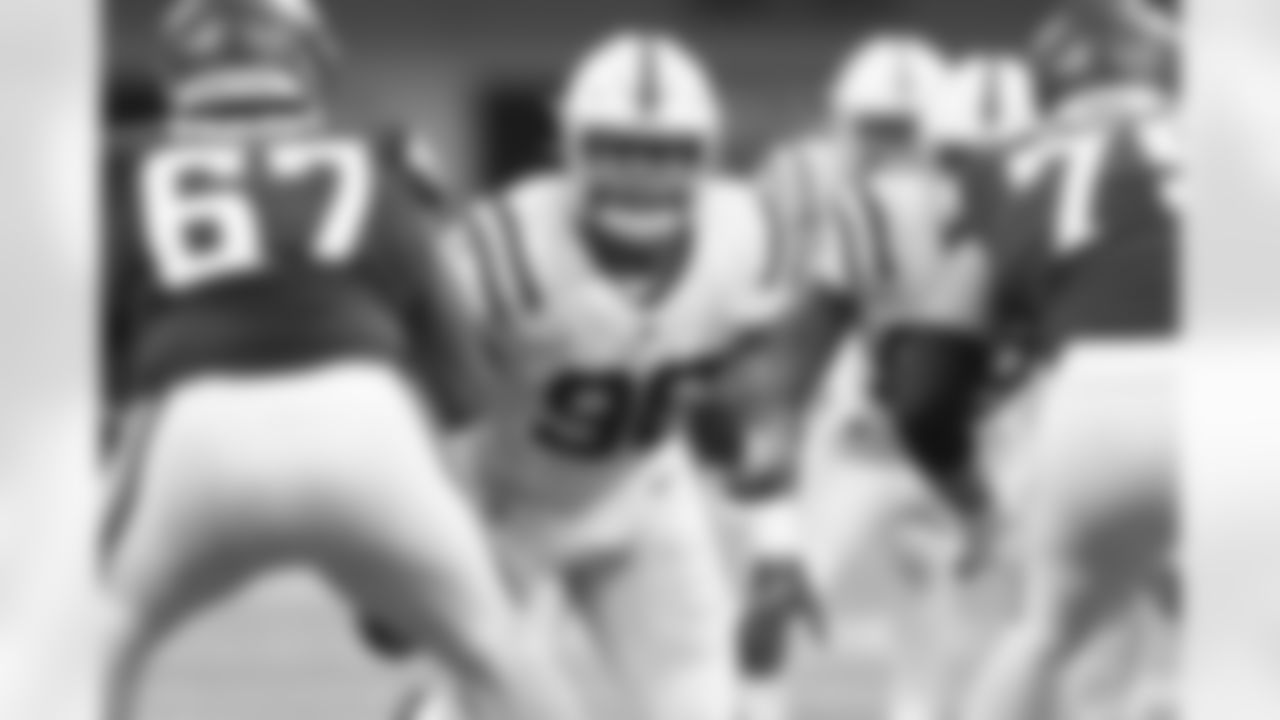 96 DT Byron Cowart