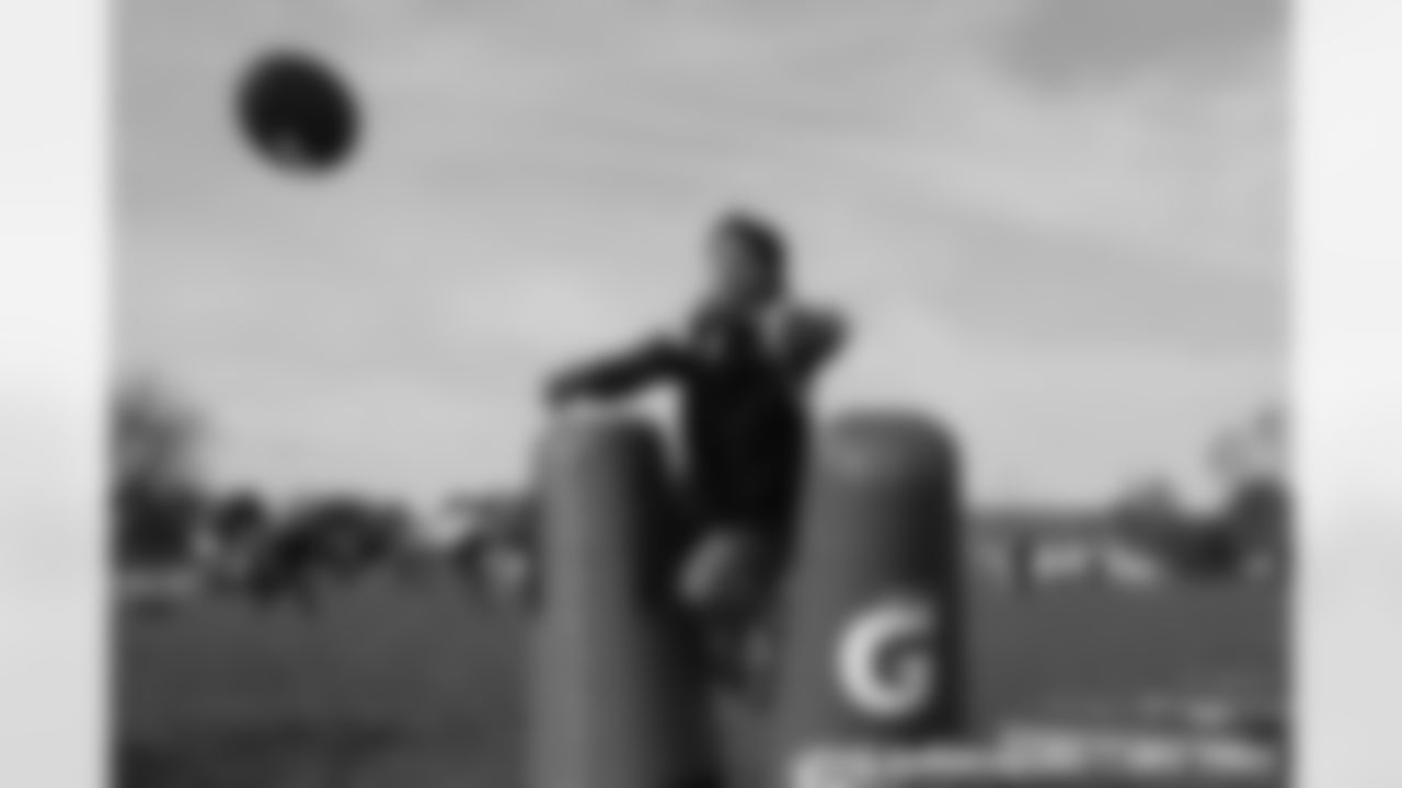 LANDING_youthfootball-8
