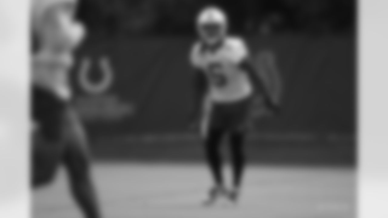 5 CB Stephon Gilmore