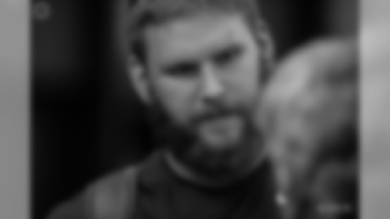 Braden Smith #72 | G | 6-6 | 315lbs | 23yrs. | 2yrs. | Auburn