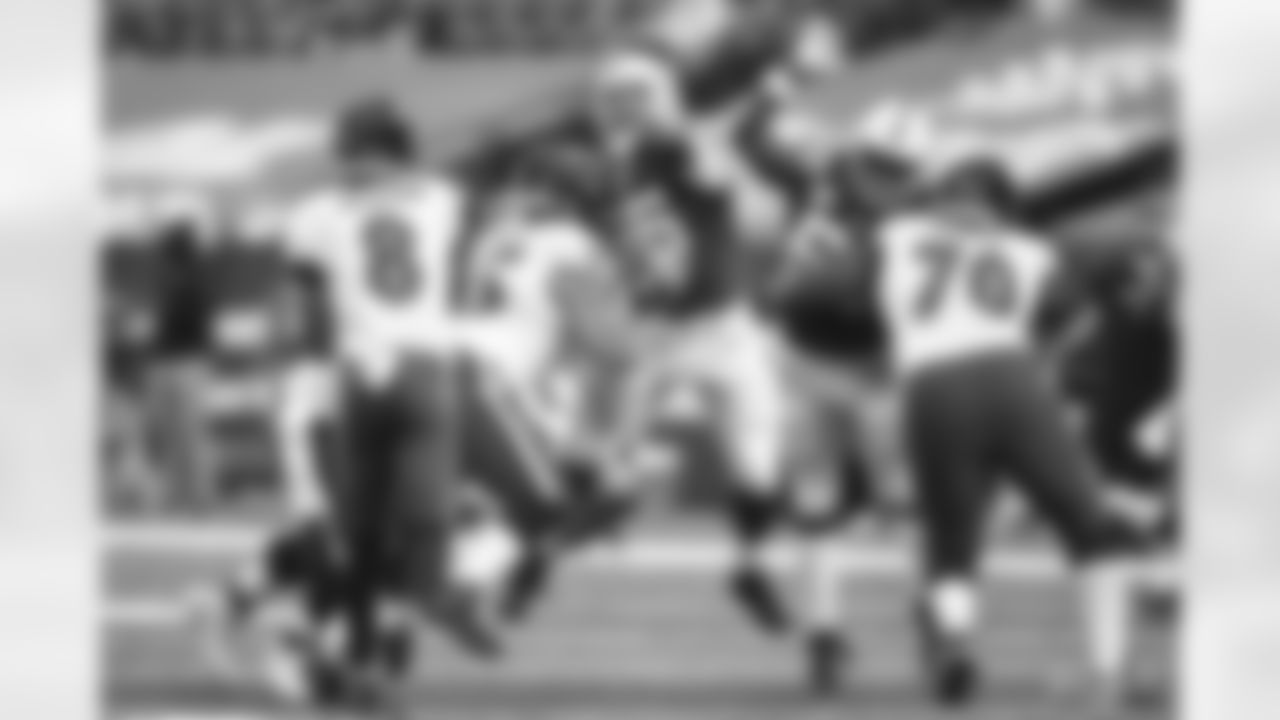 96 DT/DE Denico Autry, #50 DE Justin Houston