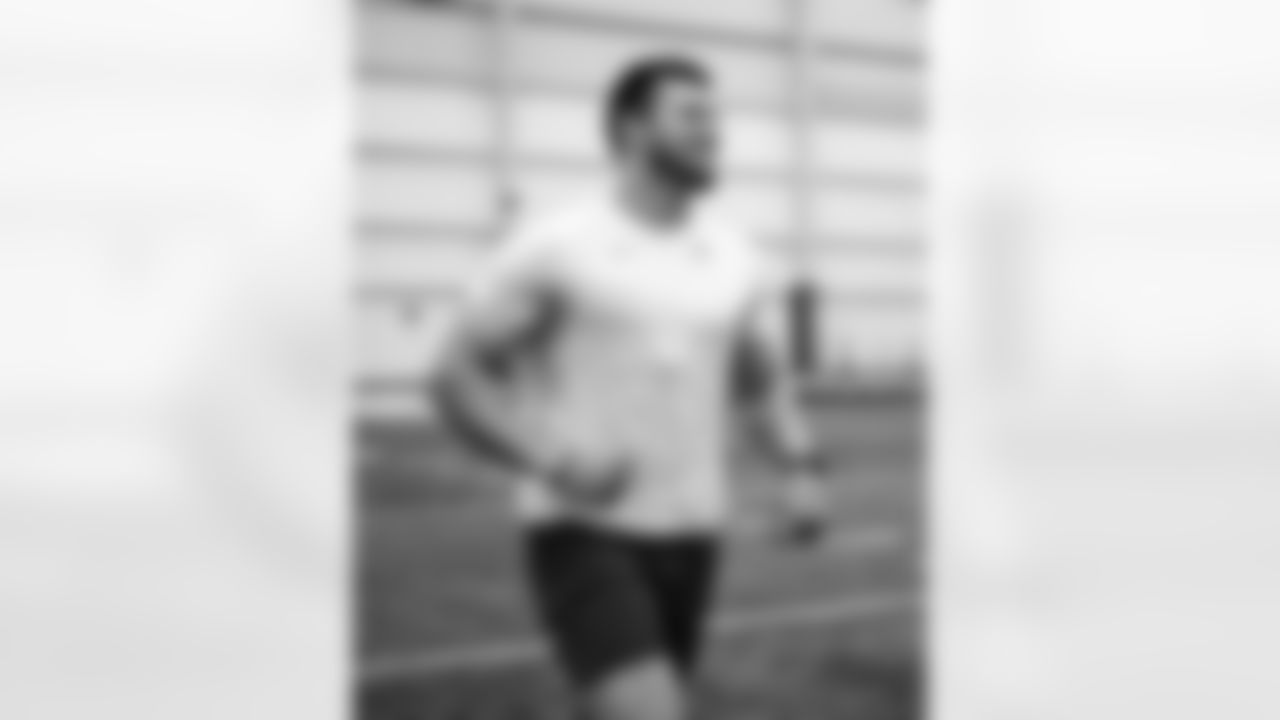 Players workout during Phase I of offseason workouts.
43 S Trevor Denbow,