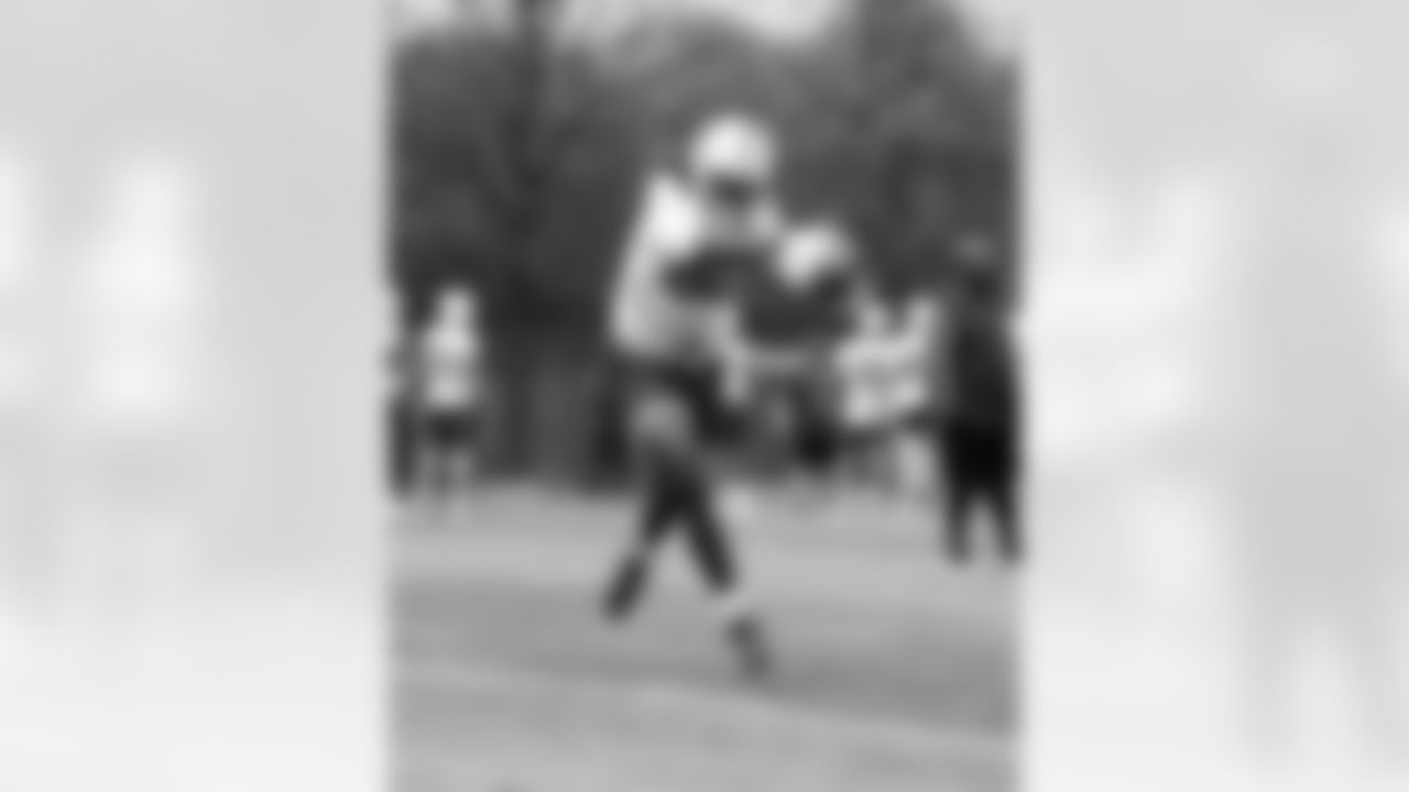 80 TE Jelani Woods,
Players practice during voluntary Veteran Mini Camp offseason workouts.