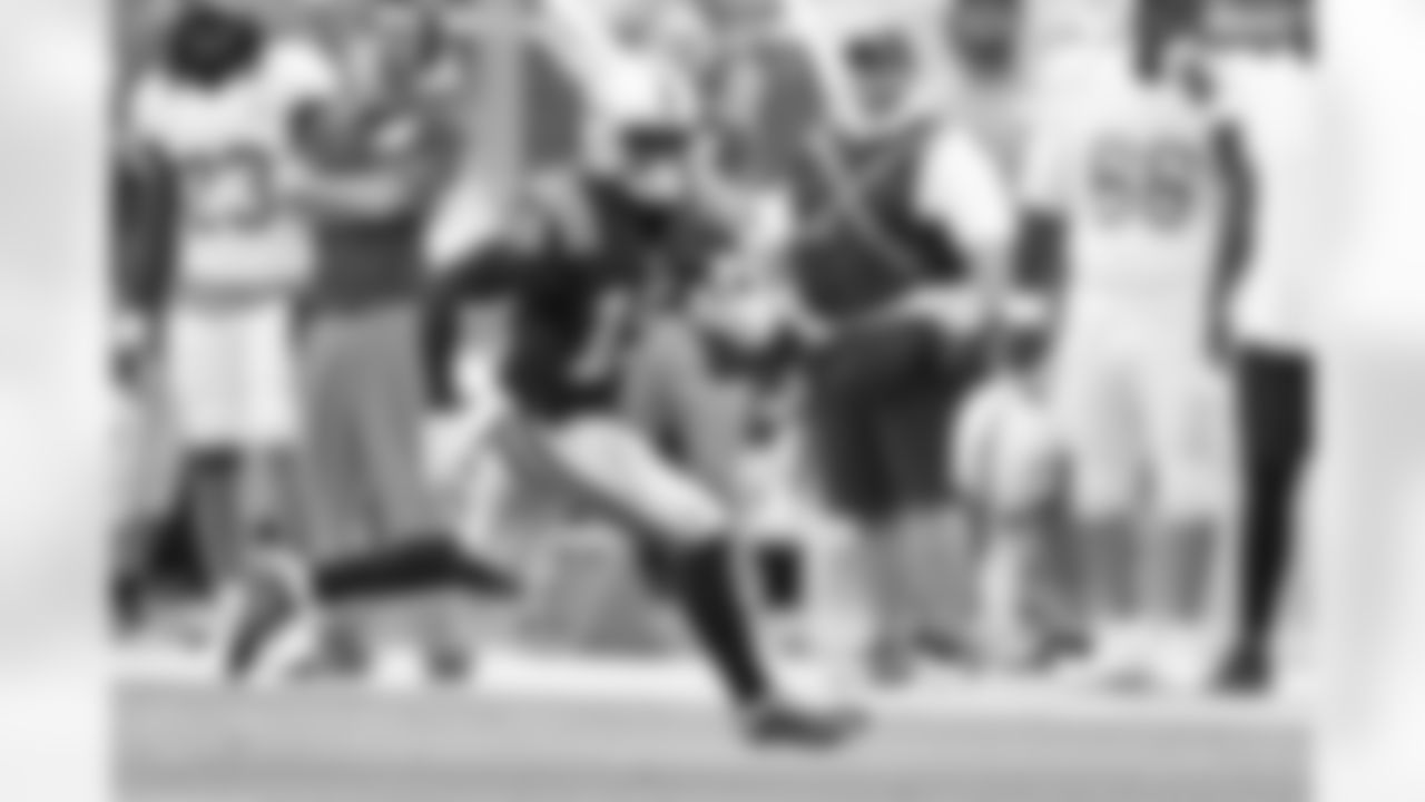 15 Dorsett, Phillip WR