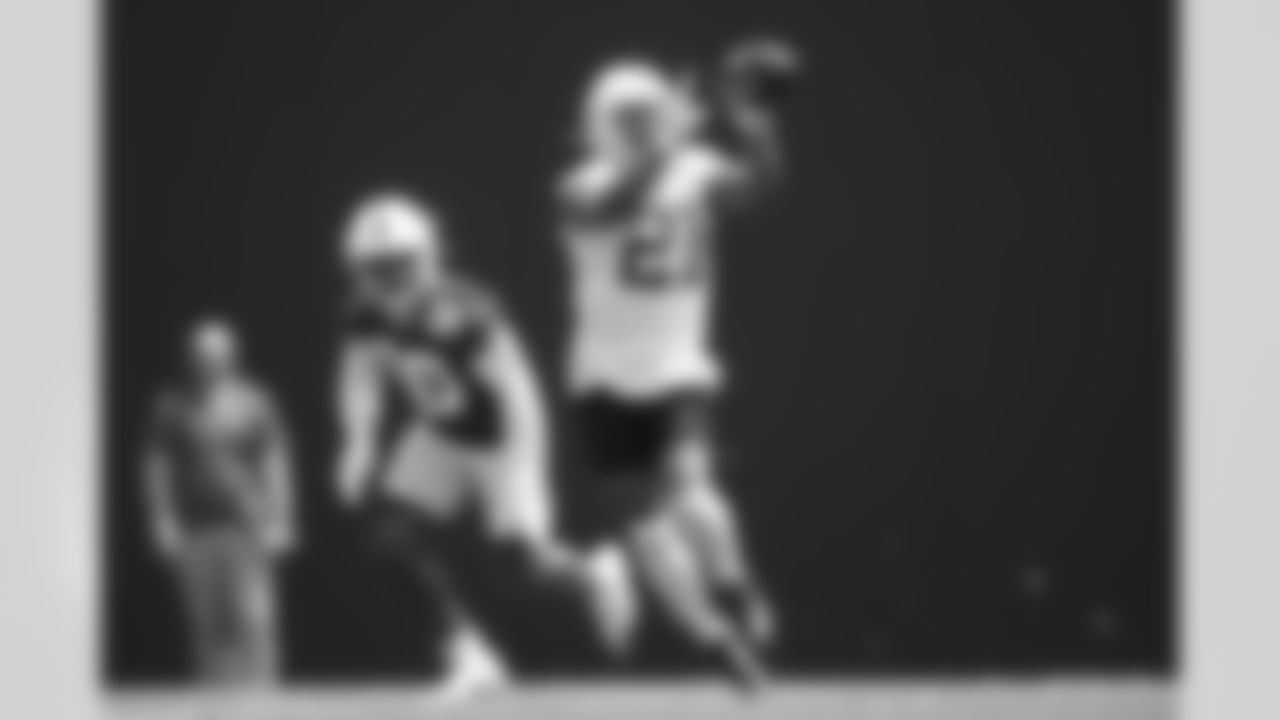 21 RB Nyheim Hines
