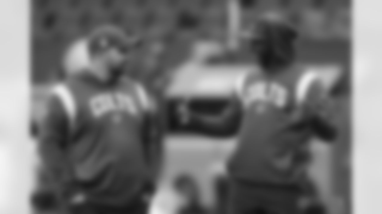 1002_TEN_Pregame_011