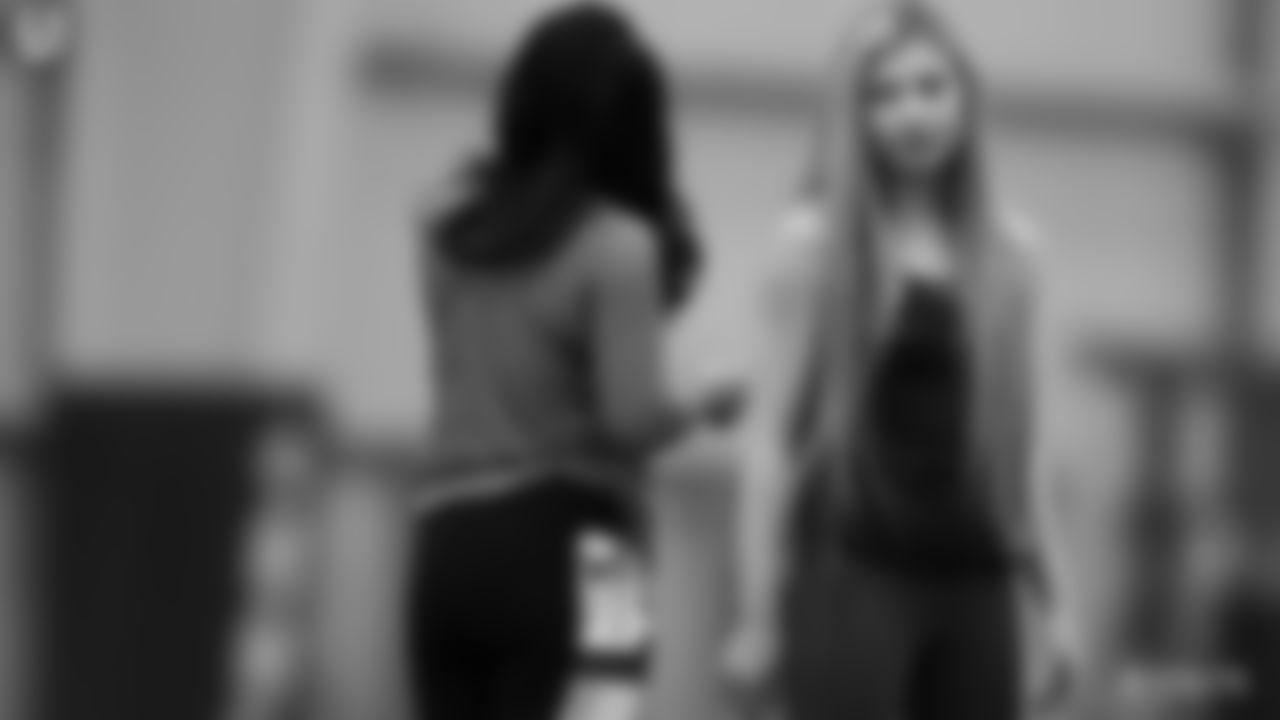 A behind the scenes look at the Colts Cheerleaders prep class on 3/12.