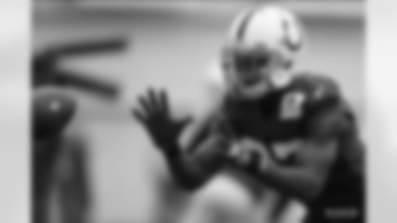 27 CB Xavier Rhodes