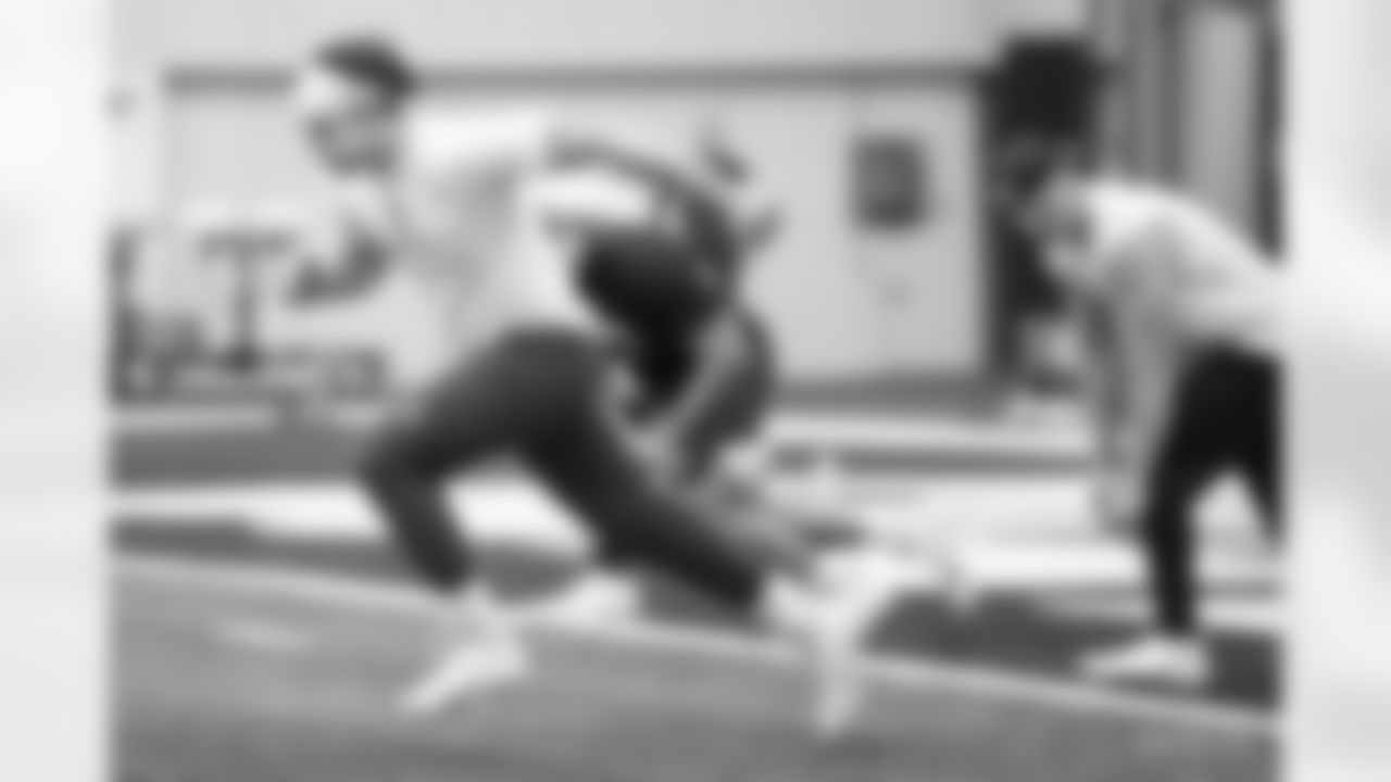 80 TE Michael Jacobson