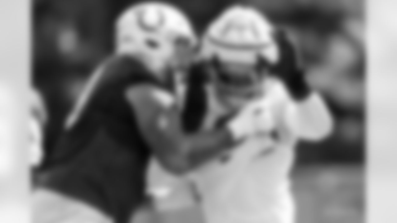 69 T Matt Pryor, #99 DT DeForest Buckner