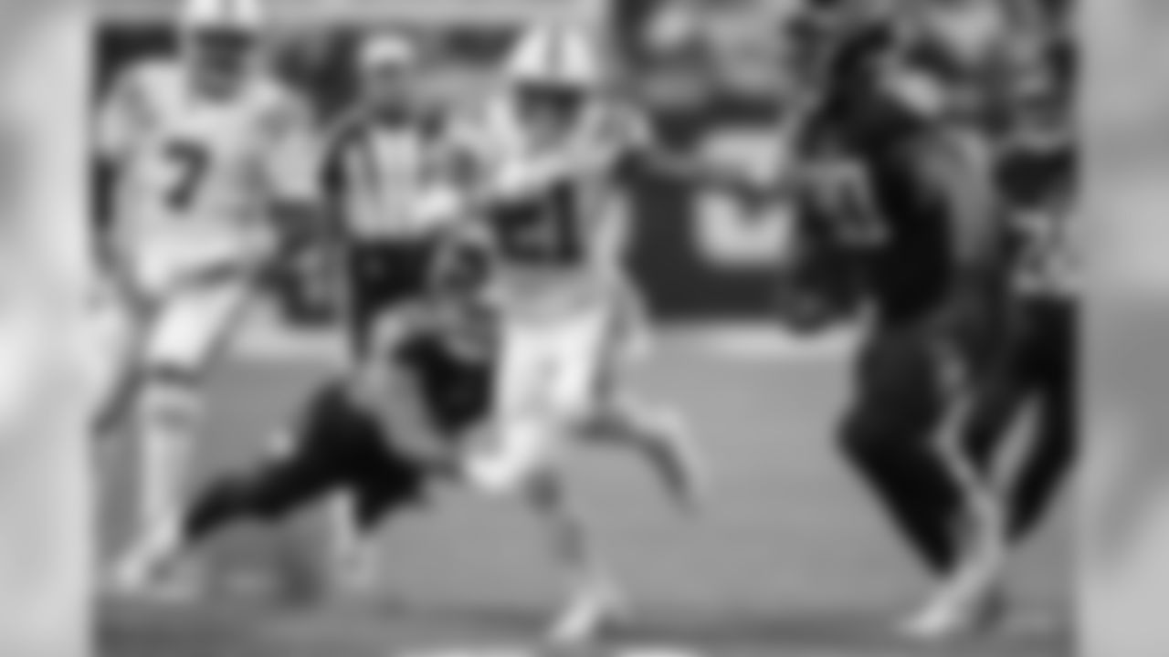21 running back Nyheim Hines