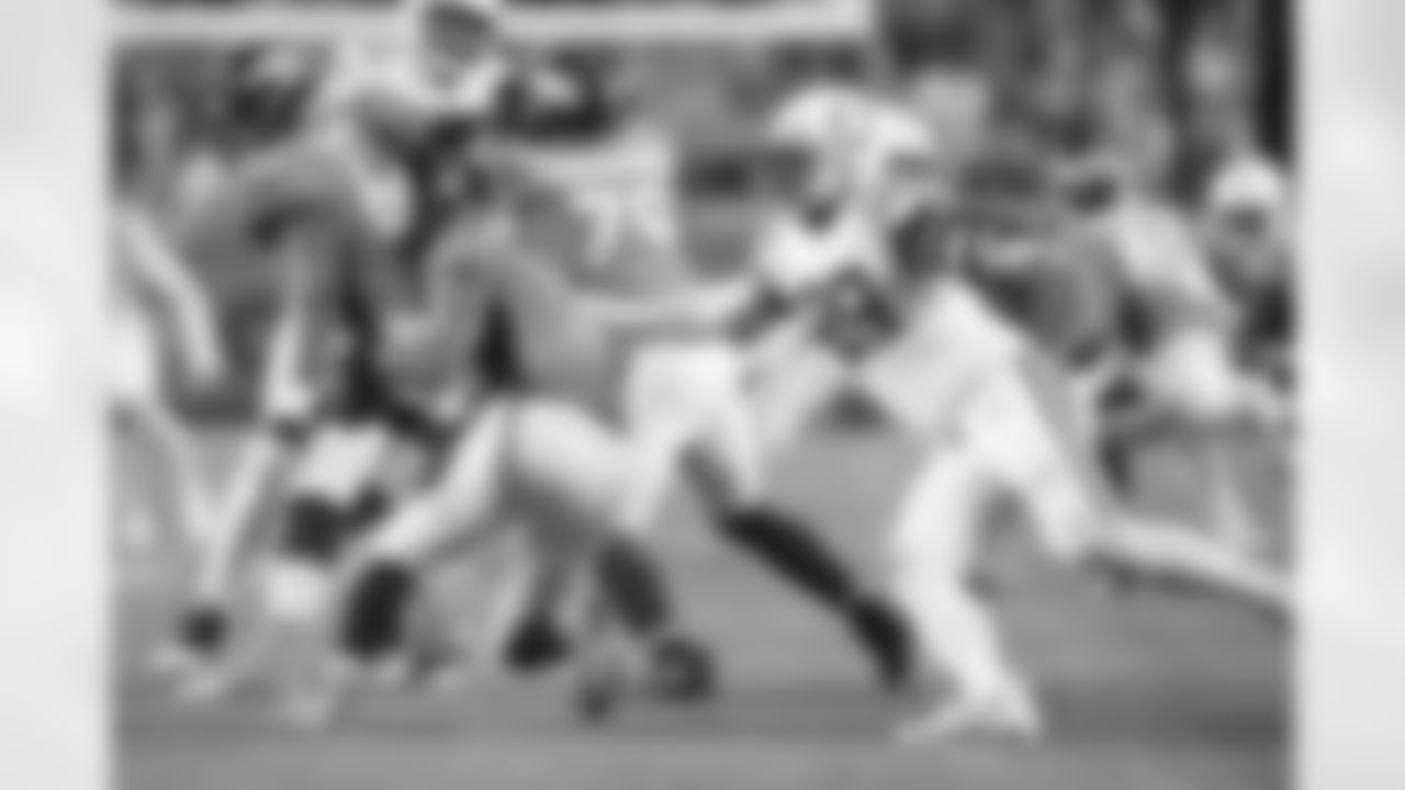 99 DT DeForest Buckner