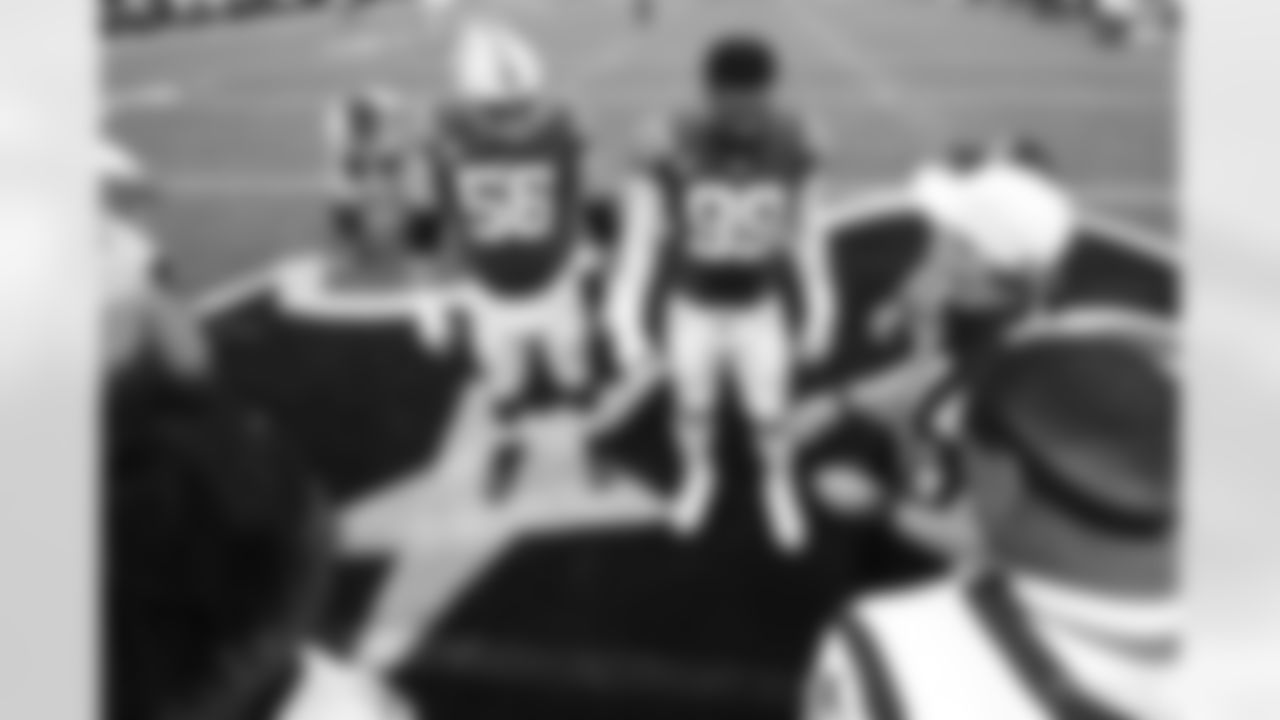 56 C/G Quenton Nelson, #99 DT DeForest Buckner, Conner Handel Lead Creative Producer