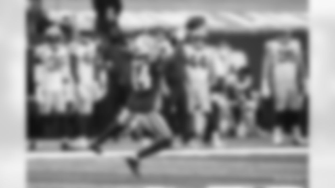14 WR Zach Pascal