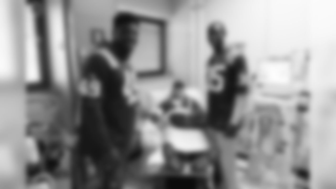2019_1104_VAHospitalVisit_0212