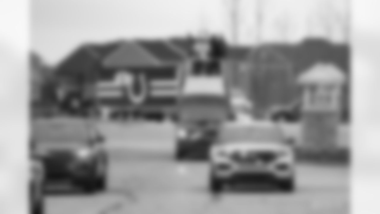 2020_0107_ColtsCaravan0010