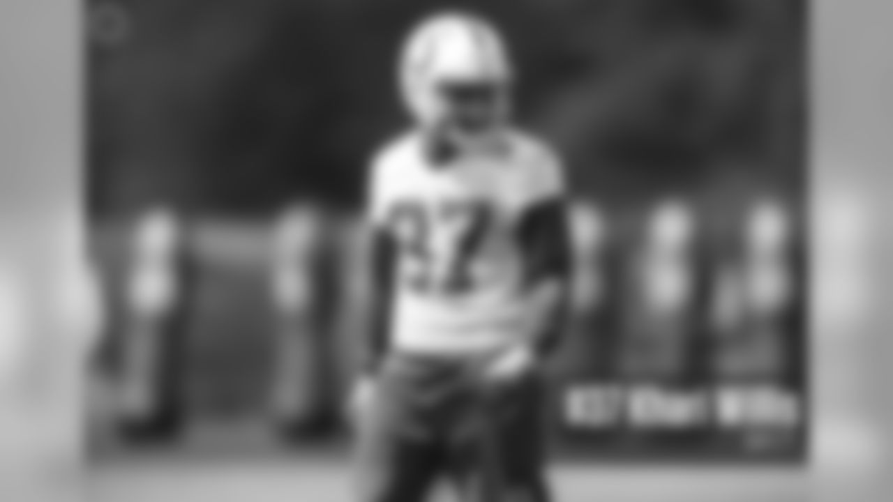 Willis_Khari