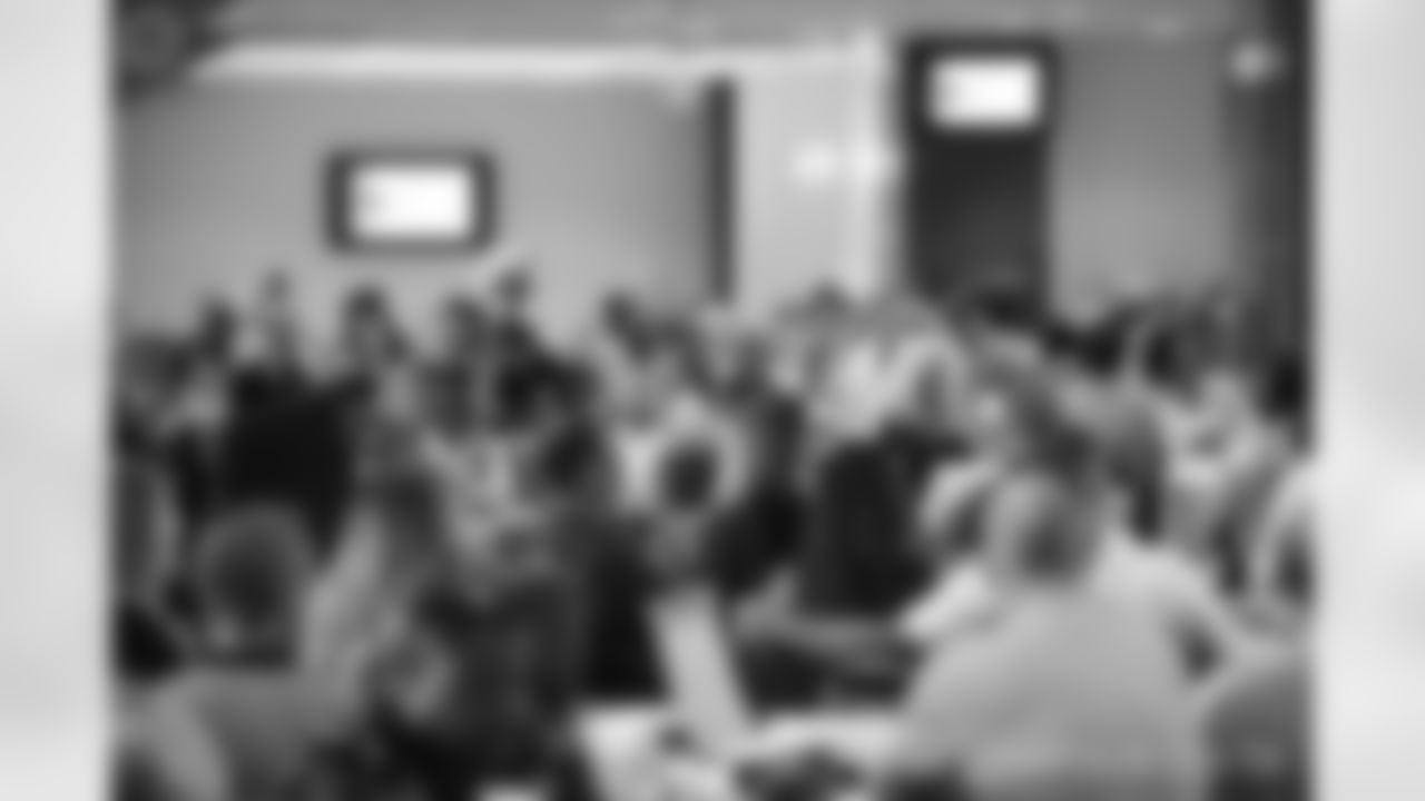2018_0724_SuiteHolderLuncheon_0408