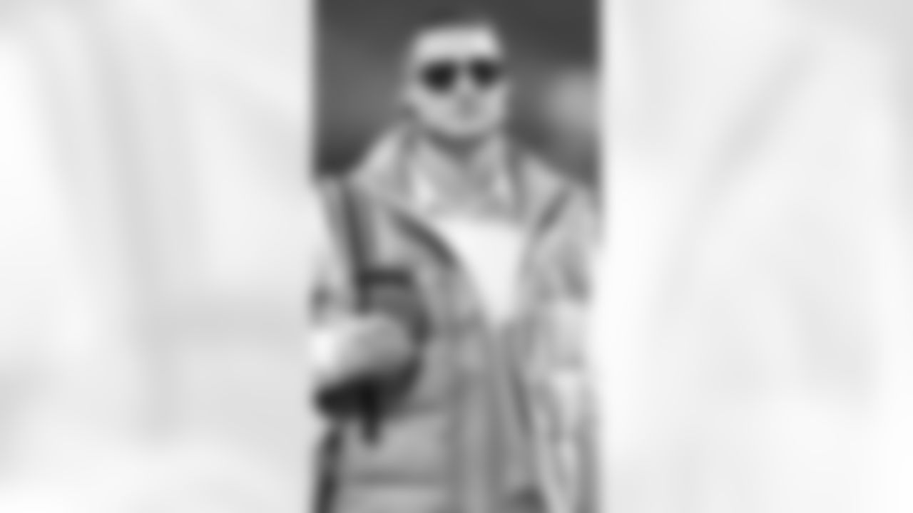 1113_LV_Arrivals_053