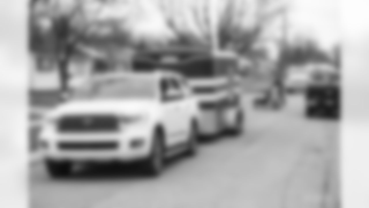 2020_0107_ColtsCaravan0018