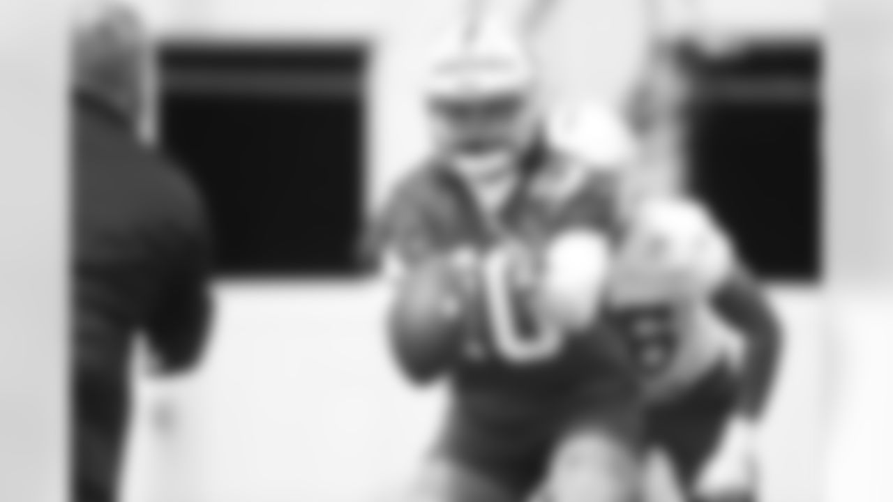 10 QB Gardner Minshew