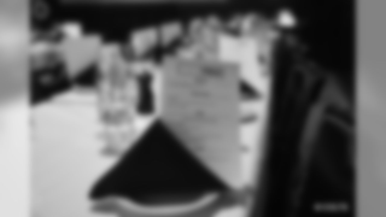2019_1015_PamperHerPink_0740